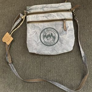 Crossbody bag. Casual.